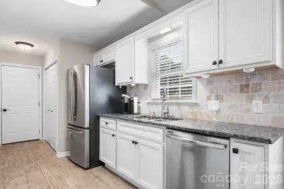 123 Idlebrook Road #10, Statesville, NC 28677 - Photo 7