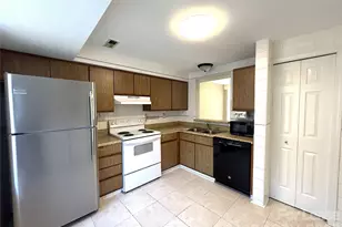 9620 Vinca Cir, Charlotte, NC 28213 - Photo 5