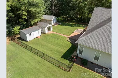 136 Gibralter Point Road, Dallas, NC 28034 - Photo 9
