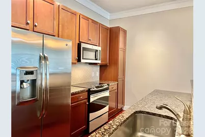 2810 Selwyn Avenue #111, Charlotte, NC 28209 - Photo 13