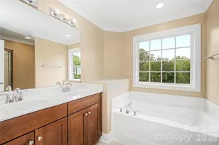 10020 Vanguard Pkwy, Huntersville, NC 28078 - Photo 17