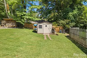 348 Beaucatcher Rd, Asheville, NC 28805 - Photo 35