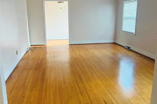 332 Fannie Cir, Charlotte, NC 28205 - Photo 3