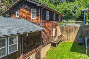 160 E Howard St, Tryon, NC 28782 - Photo 29