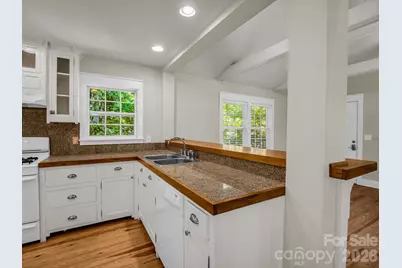 160 E Howard Street, Tryon, NC 28782 - Photo 7