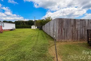 1868 Ellick Dr, Newton, NC 28658 - Photo 21
