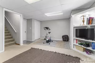 121 Churchill Downs Dr, Fairview, NC 28730 - Photo 31
