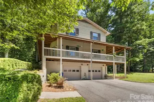 121 Churchill Downs Dr, Fairview, NC 28730 - Photo 3