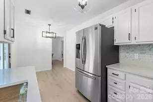 8314 David Lee Ln, Charlotte, NC 28227 - Photo 15