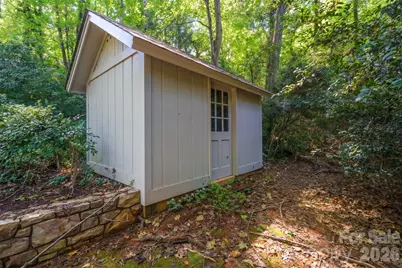 955 19th Avenue NW, Hickory, NC 28601 - Photo 45
