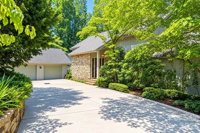 955 19th Avenue NW, Hickory, NC 28601 - Photo 1