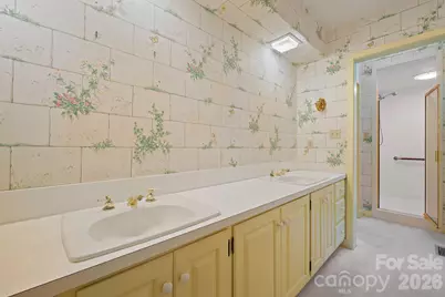 955 19th Avenue NW, Hickory, NC 28601 - Photo 25