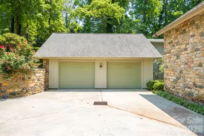 955 19th Avenue NW, Hickory, NC 28601 - Photo 19