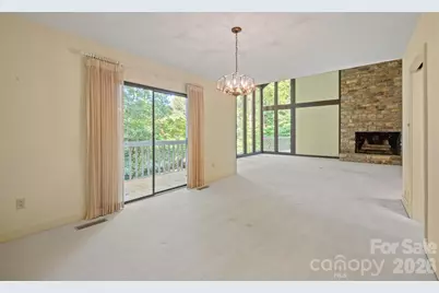 955 19th Avenue NW, Hickory, NC 28601 - Photo 11