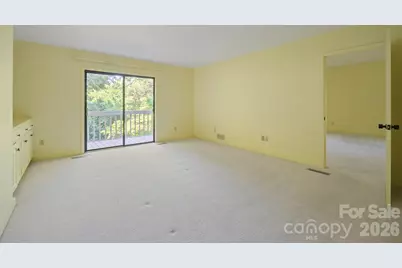 955 19th Avenue NW, Hickory, NC 28601 - Photo 21