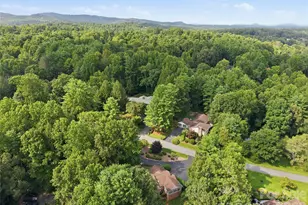 12 Legendary Rd, Hendersonville, NC 28739 - Photo 9