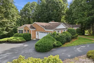 12 Legendary Rd, Hendersonville, NC 28739 - Photo 5