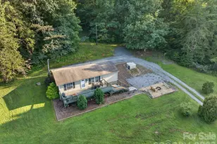 2437 S Rosedale Dr, Lenoir, NC 28645 - Photo 11