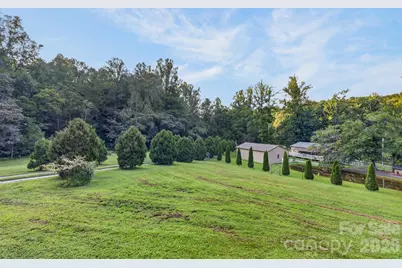 2437 S Rosedale Drive, Lenoir, NC 28630 - Photo 7
