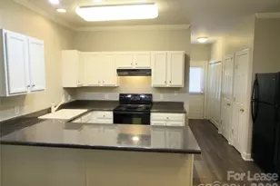 21725 Aftonshire Dr, Cornelius, NC 28031 - Photo 5