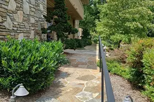 304 Red Oak Dr, Hendersonville, NC 28791 - Photo 45