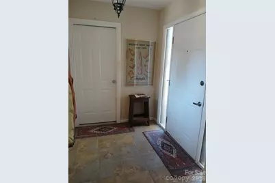 304 Red Oak Drive, Hendersonville, NC 28791 - Photo 5