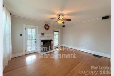 613 S York Street, Gastonia, NC 28052 - Photo 5