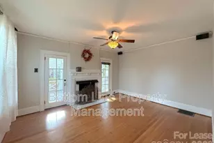 613 S York St, Gastonia, NC 28052 - Photo 5