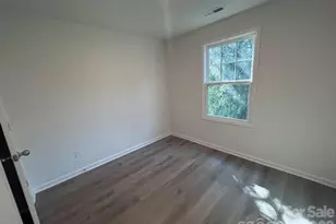 523 W Front St, Statesville, NC 28677 - Photo 11