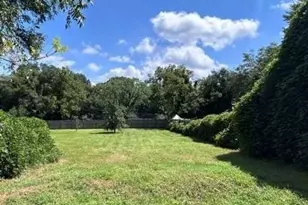 523 W Front St, Statesville, NC 28677 - Photo 17