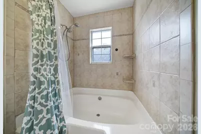 3208 Selwyn Farms Lane #6, Charlotte, NC 28209 - Photo 17