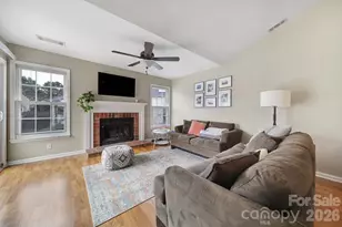 3208 Selwyn Farms Ln, Charlotte, NC 28209 - Photo 3