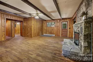 7036 Rhododendron Dr, Newland, NC 28657 - Photo 9