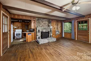 7036 Rhododendron Dr, Newland, NC 28657 - Photo 7