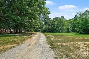 6705 Long Island Rd, Catawba, NC 28609 - Photo 39