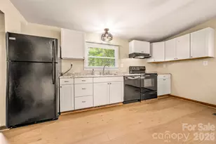 3011 Mill Race Ct, Morganton, NC 28655 - Photo 11