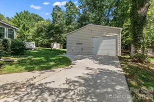 6168 Neptune Dr, Denver, NC 28037 - Photo 33