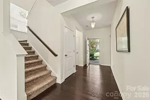 6918 Barefoot Forest Dr, Charlotte, NC 28269 - Photo 3