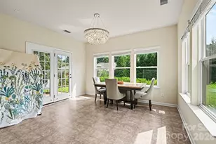 6918 Barefoot Forest Dr, Charlotte, NC 28269 - Photo 7