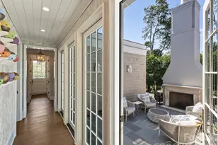 2414 Forest Dr, Charlotte, NC 28211 - Photo 17