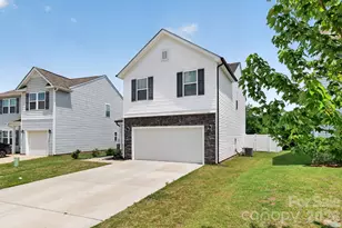 1101 Freeman Vw Dr, Albemarle, NC 28001 - Photo 1
