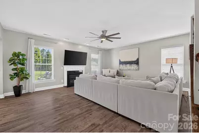 15110 Brannock Hills Drive, Charlotte, NC 28278 - Photo 13