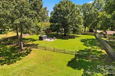 8008 Chapman Street, Charlotte, NC 28216 - Photo 45