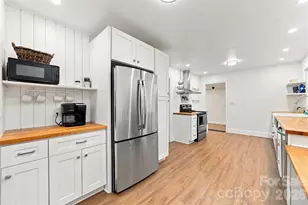 8008 Chapman St, Charlotte, NC 28216 - Photo 11