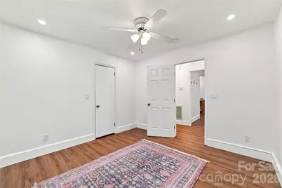 8008 Chapman Street, Charlotte, NC 28216 - Photo 29