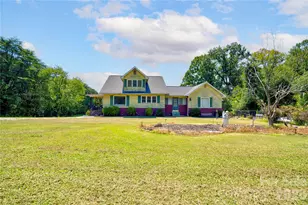 102 Star Dr, Grover, NC 28073 - Photo 1