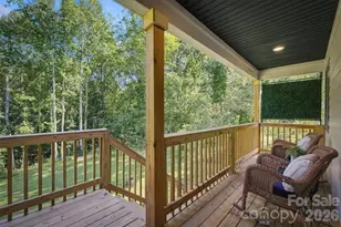 1013 37th St SW, Hickory, NC 28602 - Photo 5
