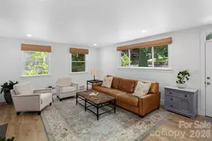 33 Maywood Rd, Asheville, NC 28804 - Photo 5