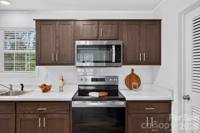 445 Kindley Road, Thomasville, NC 27360 - Photo 11