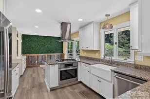 73 Redwood St, Brevard, NC 28712 - Photo 13